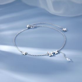 Butterfly Anklet, Featuring An Exquisite Butterfly Design That's Agile And Elegant. The Thin Chain Fits The Ankle Snugly, Glows With A Faint Shim (Option: Butterfly Anklet)
